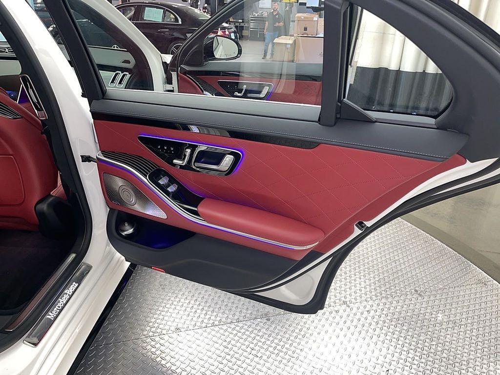 MERCEDES-BENZ S-CLASS - 8