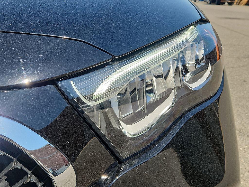 MERCEDES-BENZ E-CLASS - 9