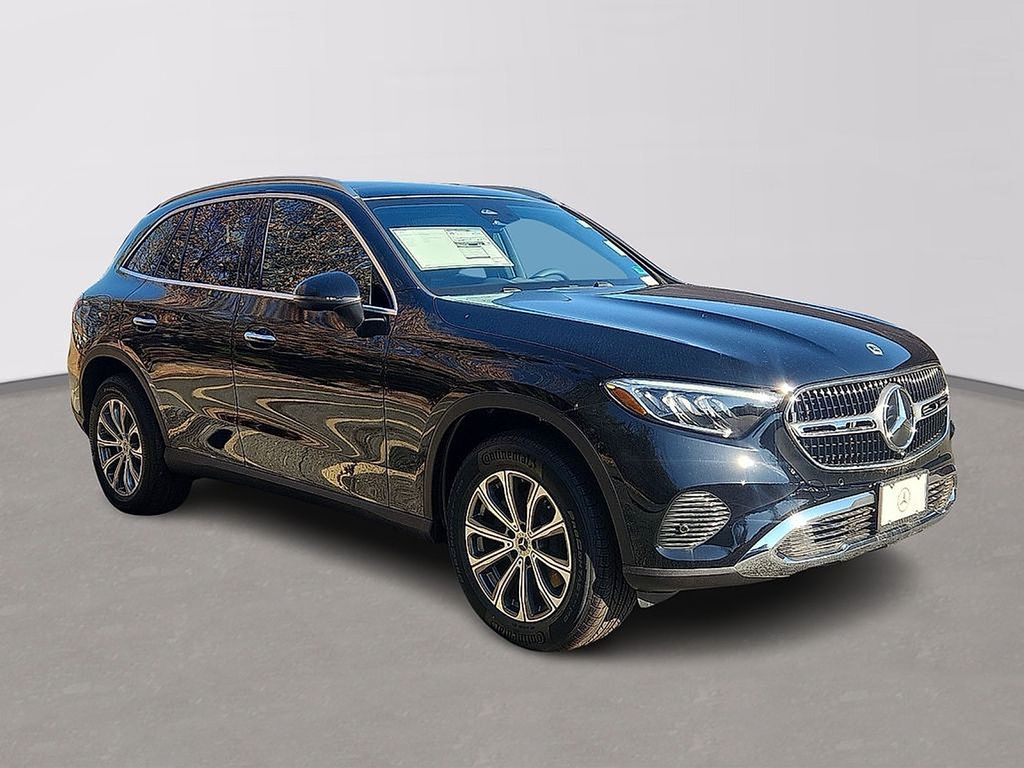 2026 Mercedes-BENZ GLC — фото 2