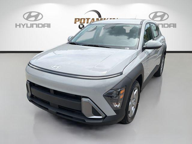 New 2026 Hyundai KONA SE