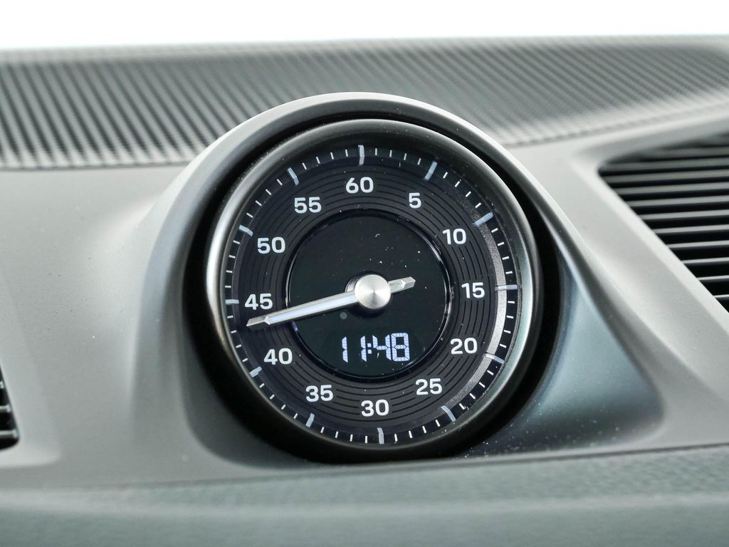 صورة مصغرة 17 لـ 2026 Porsche CAYENNE