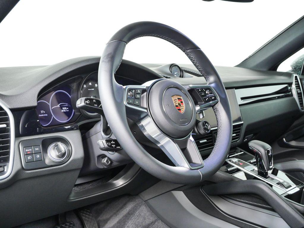 PORSCHE CAYENNE - 4