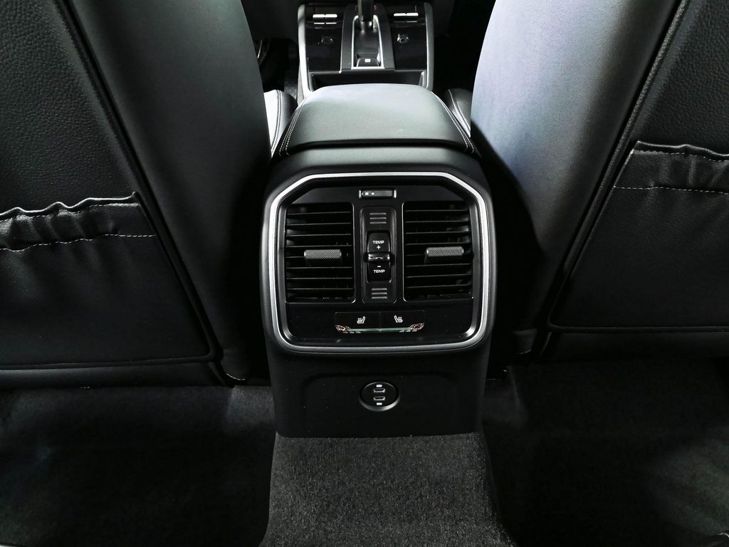 صورة مصغرة 21 لـ 2026 Porsche MACAN