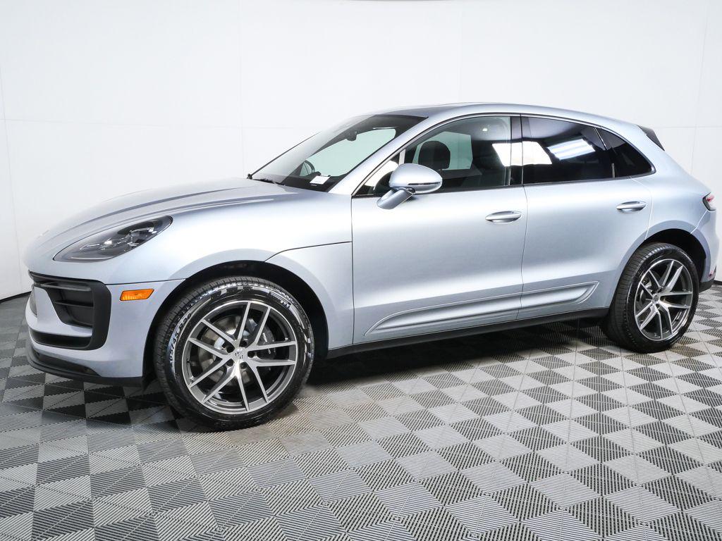 صورة 2 لـ 2026 Porsche MACAN