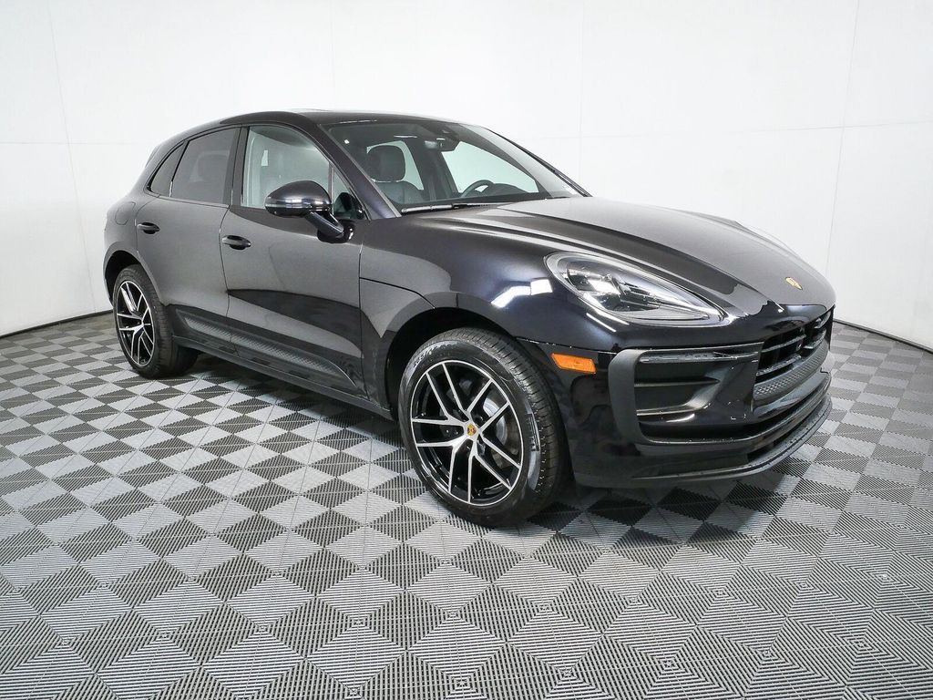 2026 Porsche MACAN T — миниатюра 28