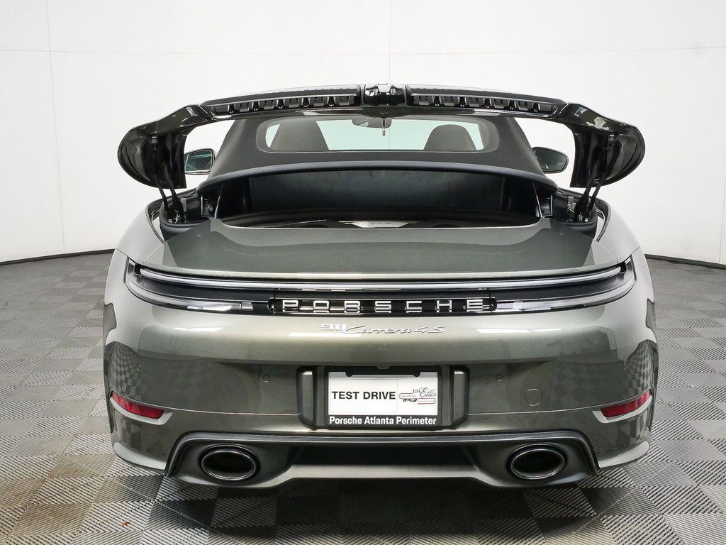 2026 Porsche 911 CARRERA 4S CABRIOLET 缩略图 30