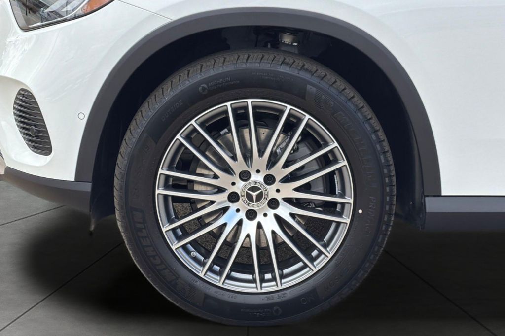 2026 Mercedes-BENZ GLC 照片 5