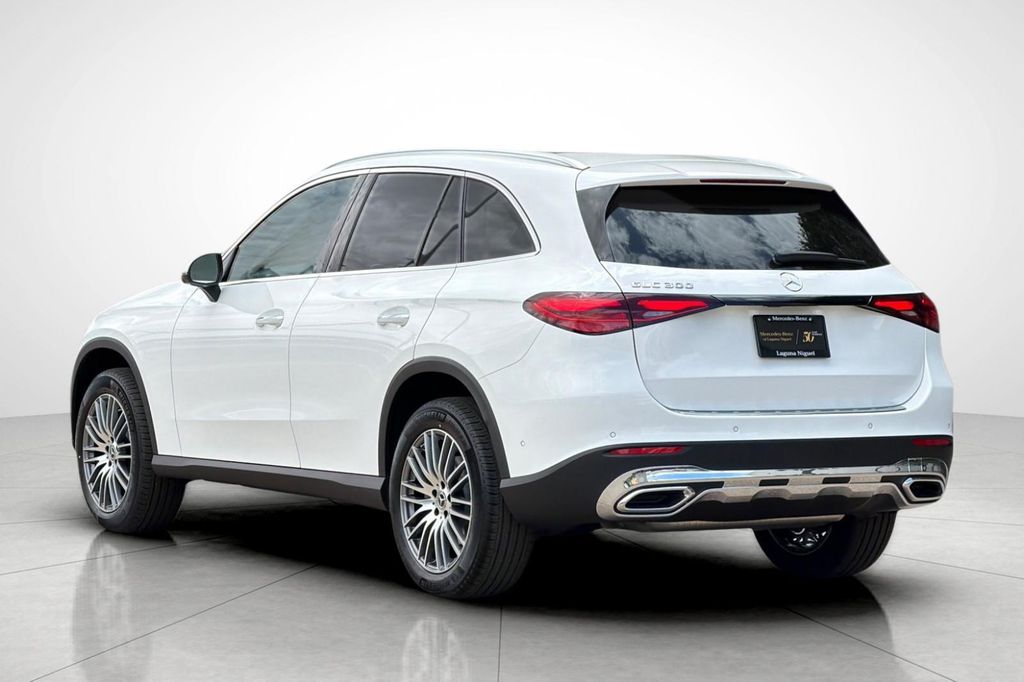 صورة مصغرة 13 لـ 2026 Mercedes-BENZ GLC