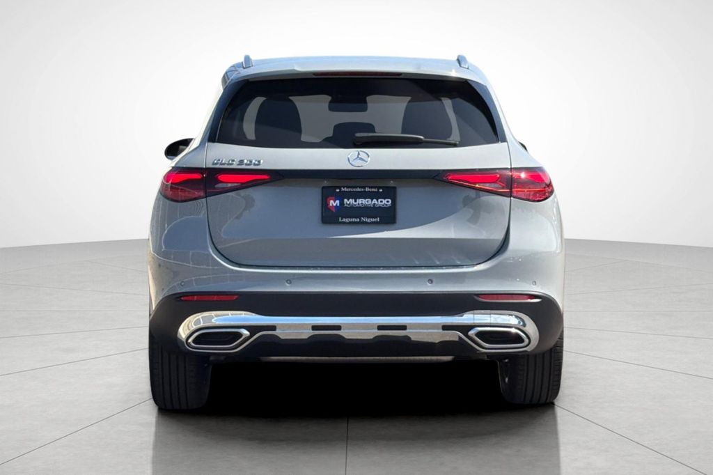 2026 Mercedes-BENZ GLC photo 9