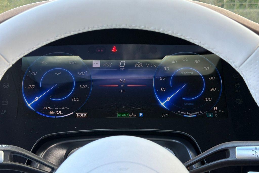 صورة 6 لـ 2026 Mercedes-BENZ EQS