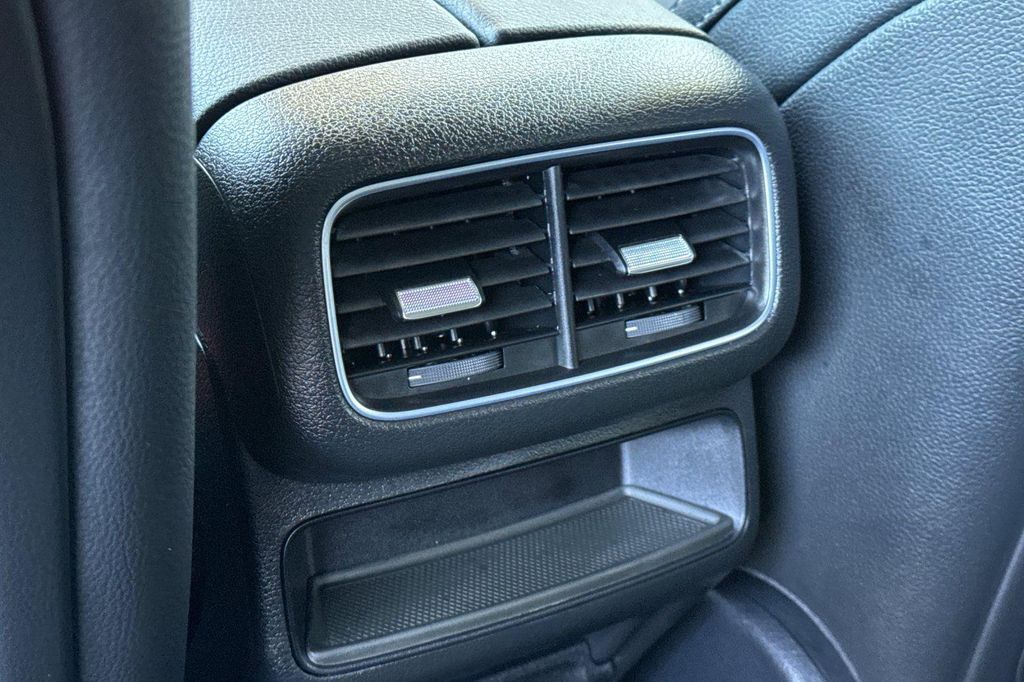 2026 Mercedes-BENZ GLE 缩略图 27