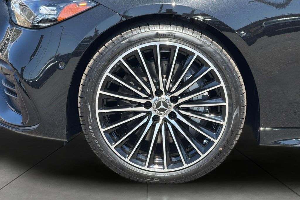 2026 Mercedes-BENZ C-CLASS 照片 5