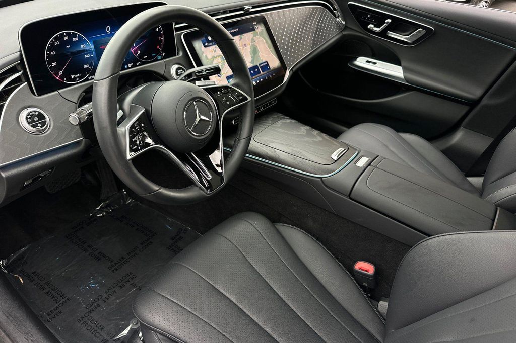 MERCEDES-BENZ E-CLASS - 10