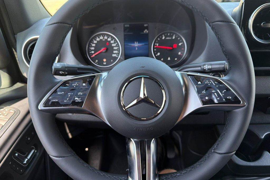 صورة مصغرة 20 لـ 2026 Mercedes-BENZ OTHERS