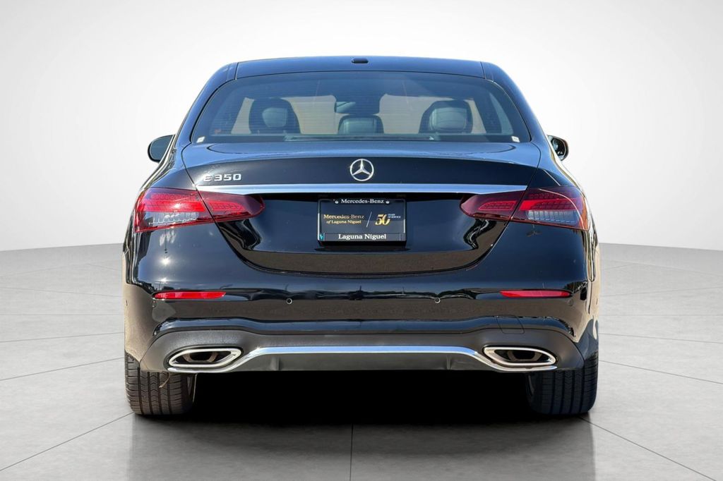 MERCEDES-BENZ E-CLASS - 10