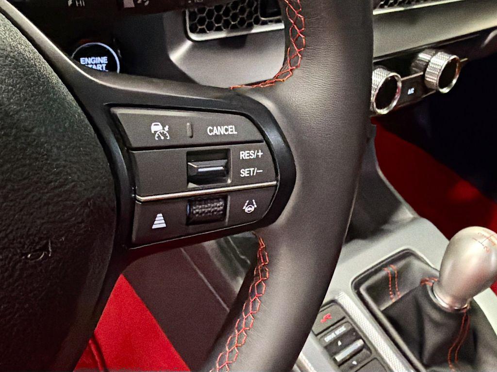 2025 Honda CIVIC TYPE R thumbnail 13