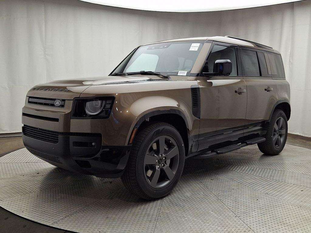 New 2026 Land Rover Defender P400 X-Dynamic SE