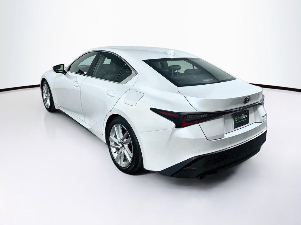 2023 Lexus IS 300 BASE photo 5
