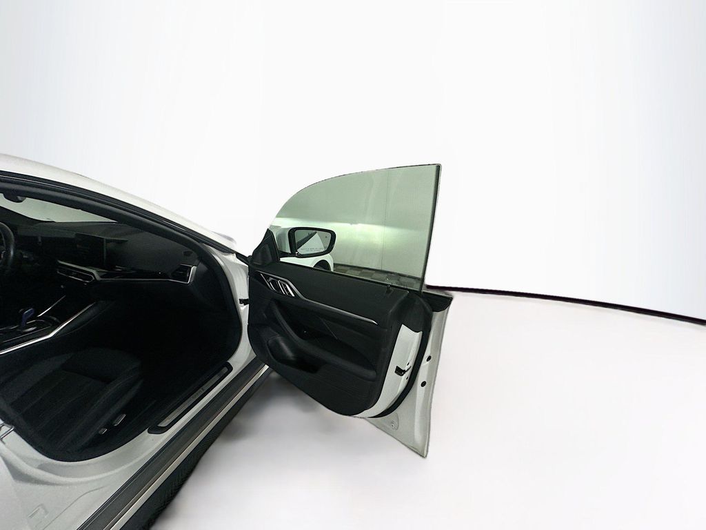 صورة مصغرة 28 لـ 2023 BMW I4 GRAN COUPE EDRIVE35