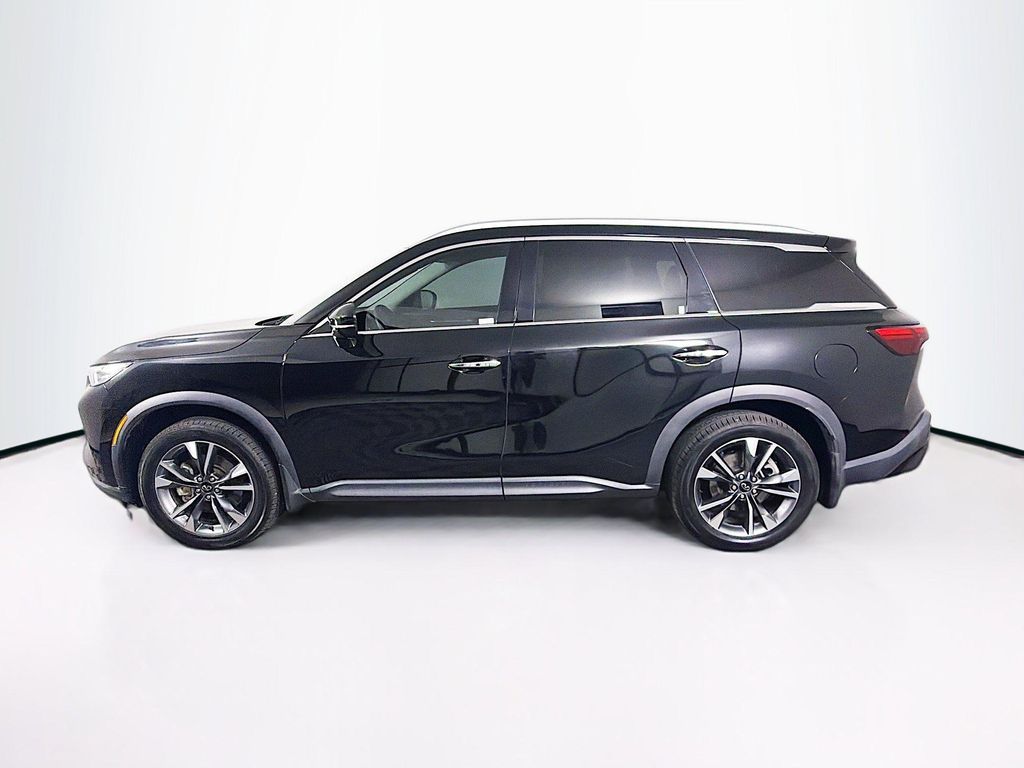 صورة 4 لـ 2023 Infiniti QX60 LUXE