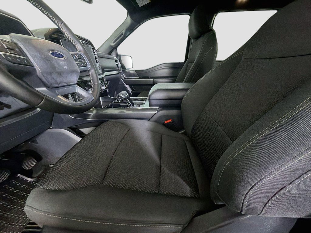 صورة مصغرة 11 لـ 2023 FORD F-150 XLT