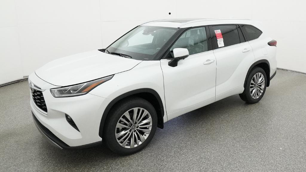 New 2026 Toyota Highlander Platinum