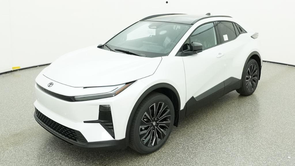 New 2026 Toyota C-HR XSE