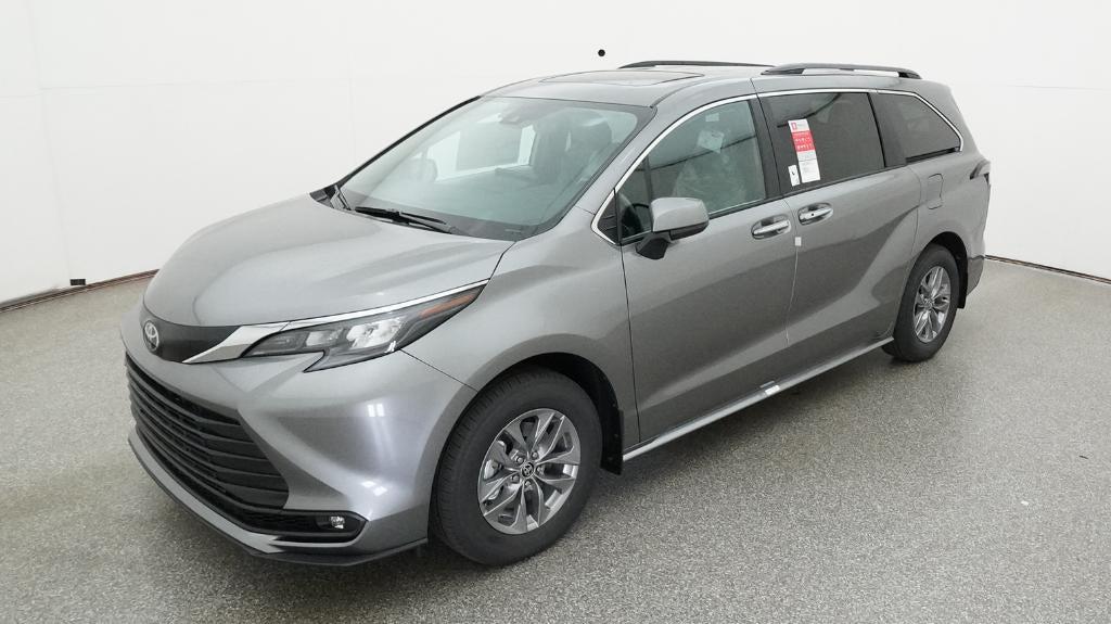 New 2026 Toyota Sienna XLE