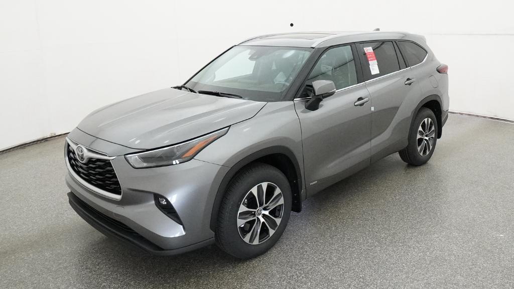 New 2026 Toyota Highlander Hybrid XLE