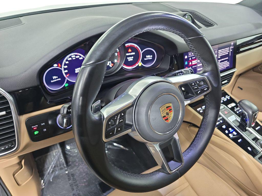 PORSCHE CAYENNE - 4
