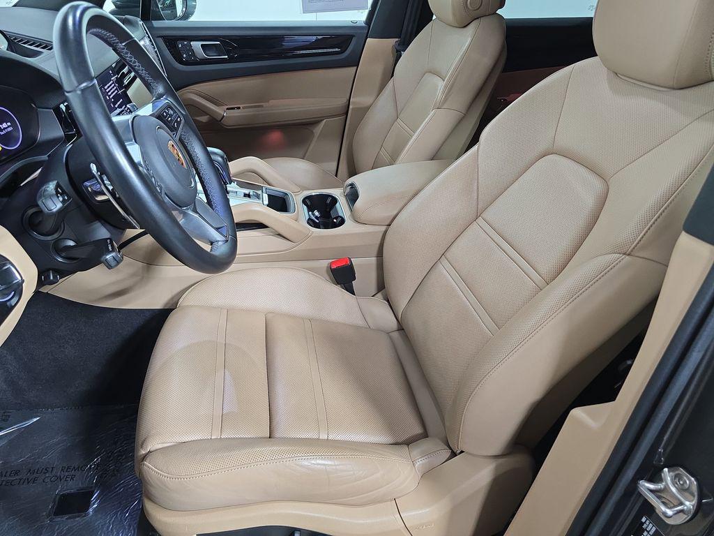 PORSCHE CAYENNE - 5