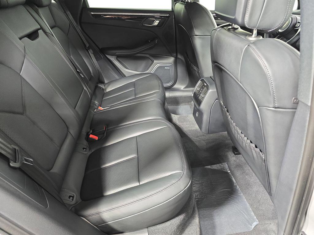 2026 Porsche MACAN 缩略图 26
