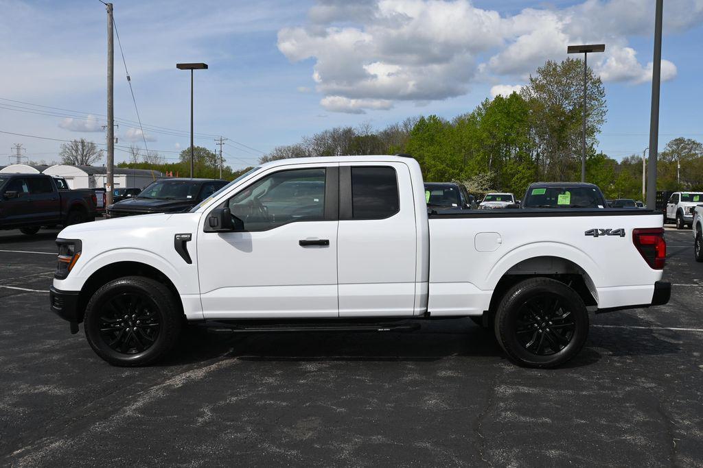 FORD F-150 XL - 4