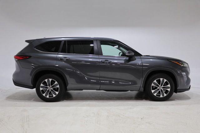 TOYOTA HIGHLANDER - 8