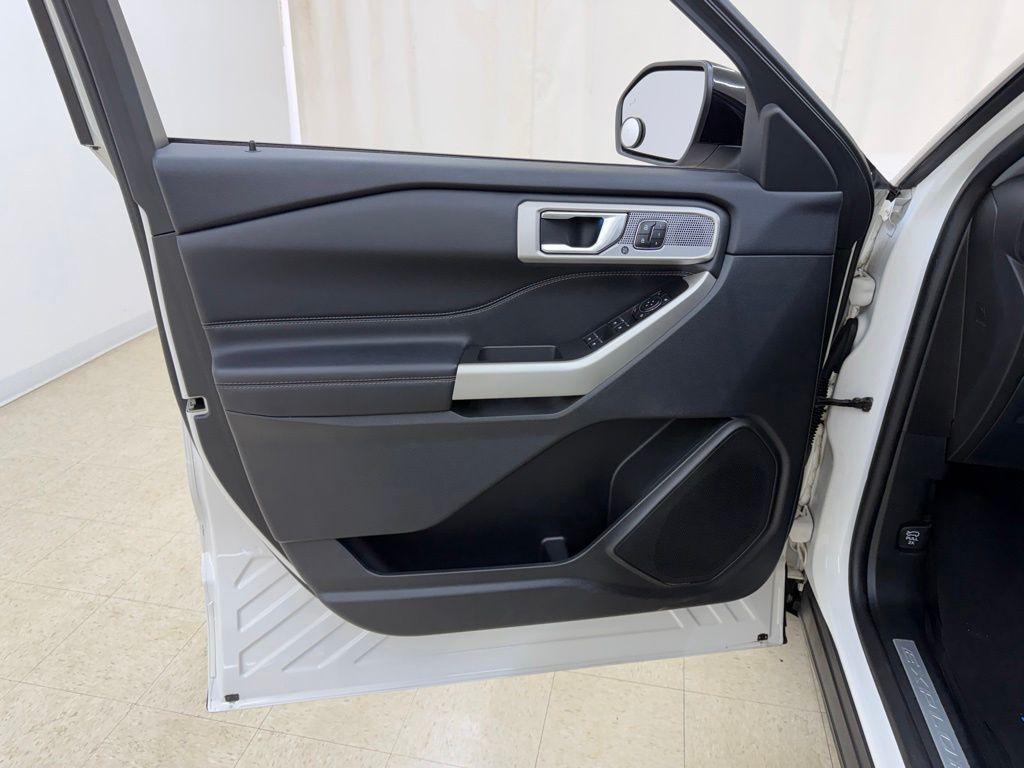 2023 FORD EXPLORER LIMITED — миниатюра 20