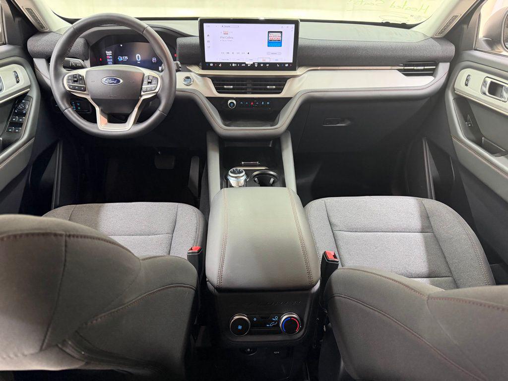 صورة مصغرة 33 لـ 2025 FORD EXPLORER ACTIVE