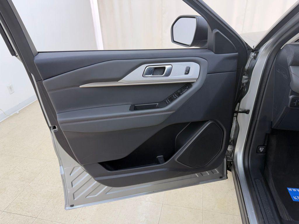 صورة مصغرة 21 لـ 2025 FORD EXPLORER ACTIVE