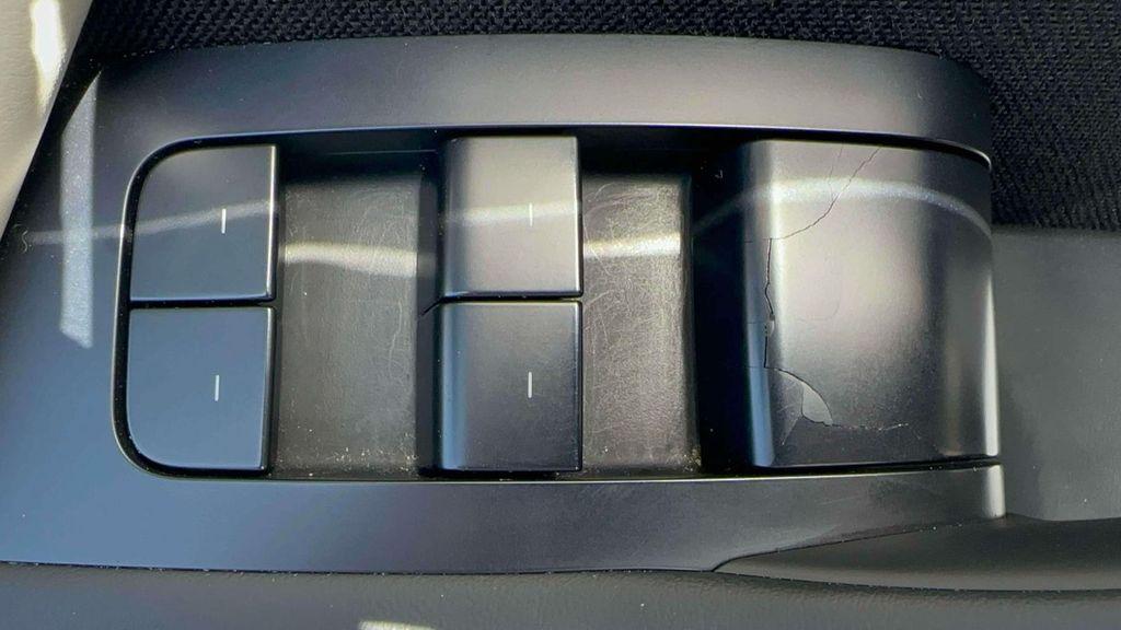 صورة مصغرة 14 لـ 2024 Tesla MODEL X BASE