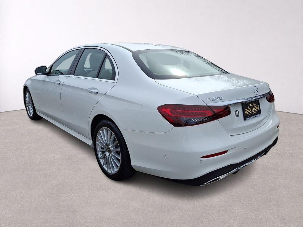 MERCEDES-BENZ E-CLASS - 5