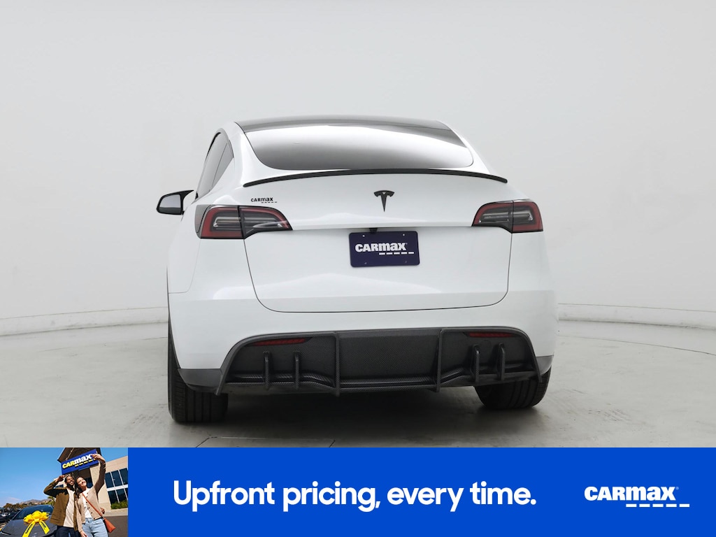 TESLA MODEL Y LONG RANGE - 7