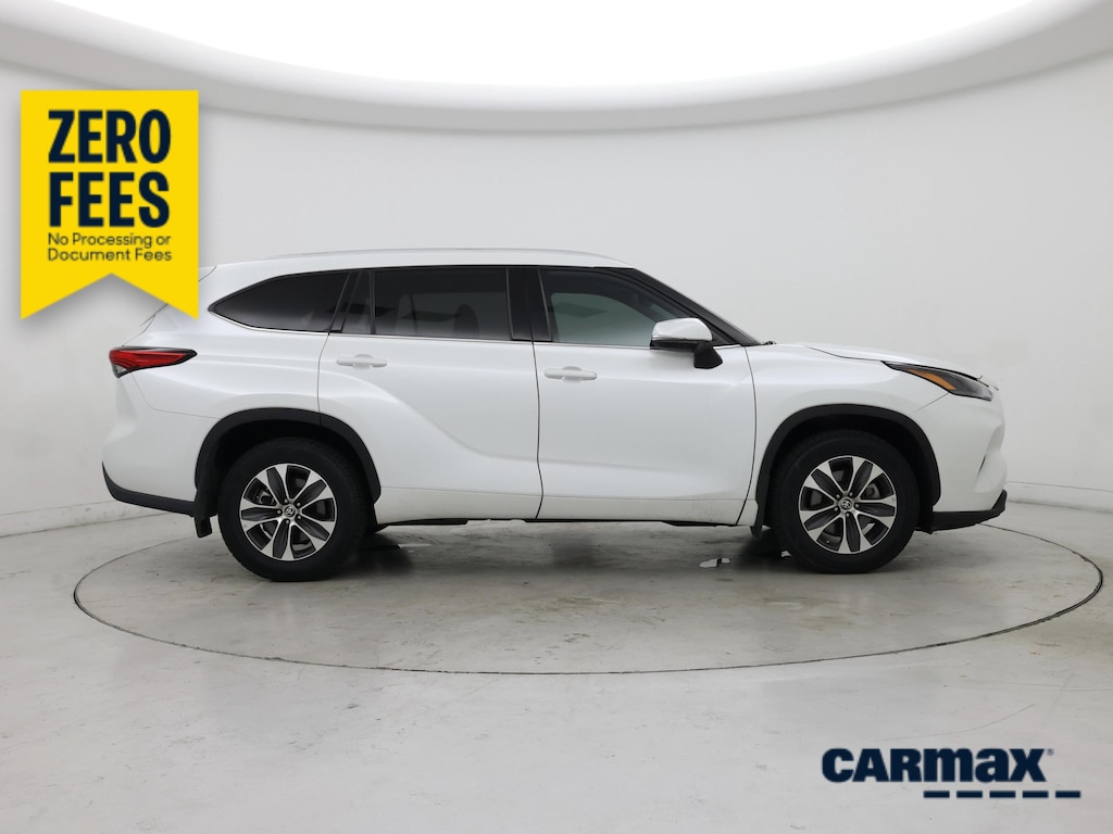 صورة 9 لـ 2022 Toyota HIGHLANDER XLE