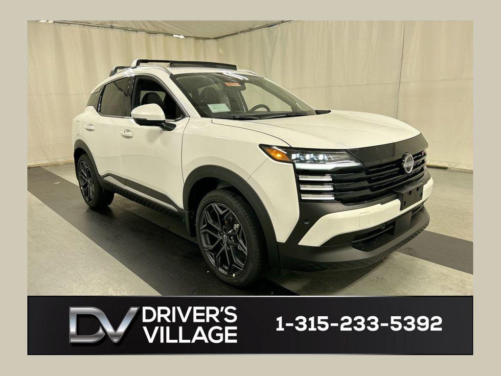 New 2025 Nissan Kicks SR