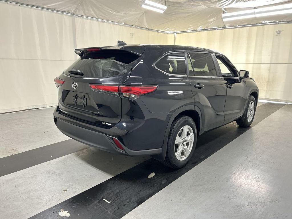 صورة 2 لـ 2023 Toyota HIGHLANDER LE