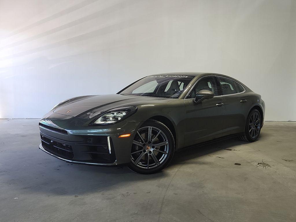 New 2026 Porsche Panamera 4