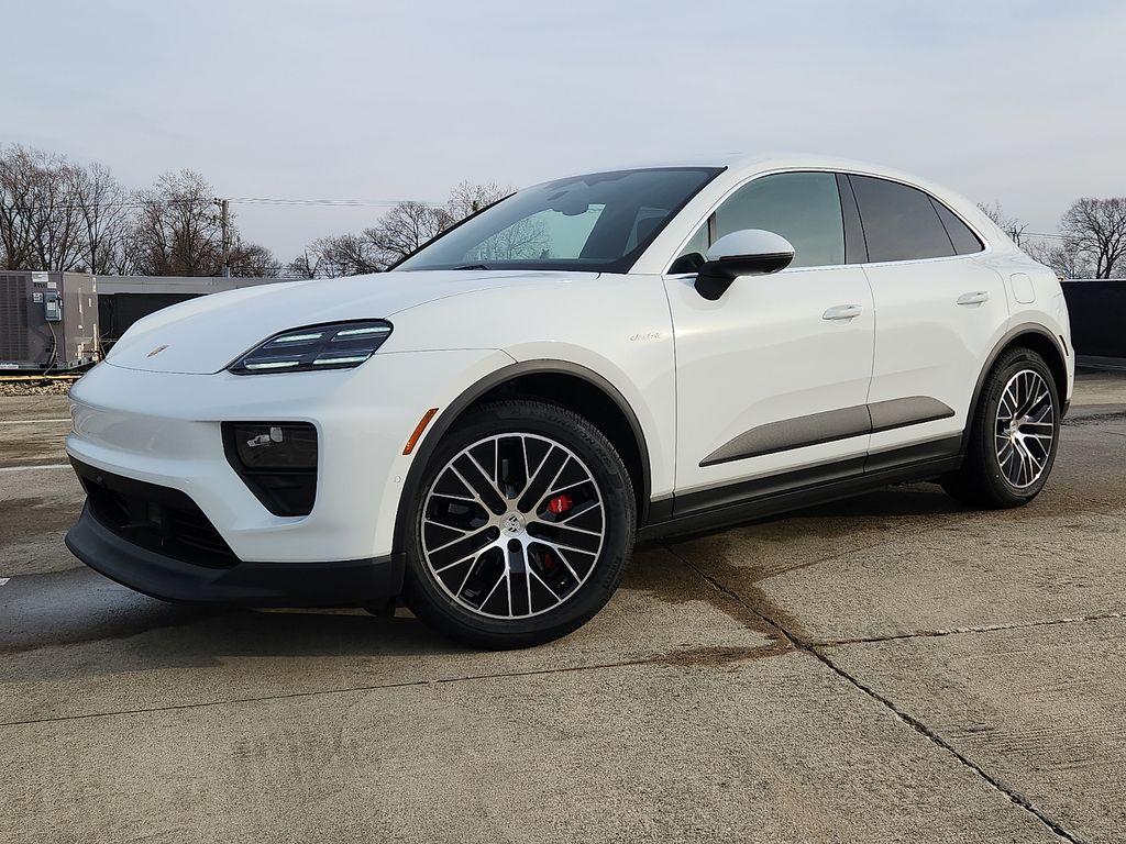 New 2026 Porsche Macan 4S