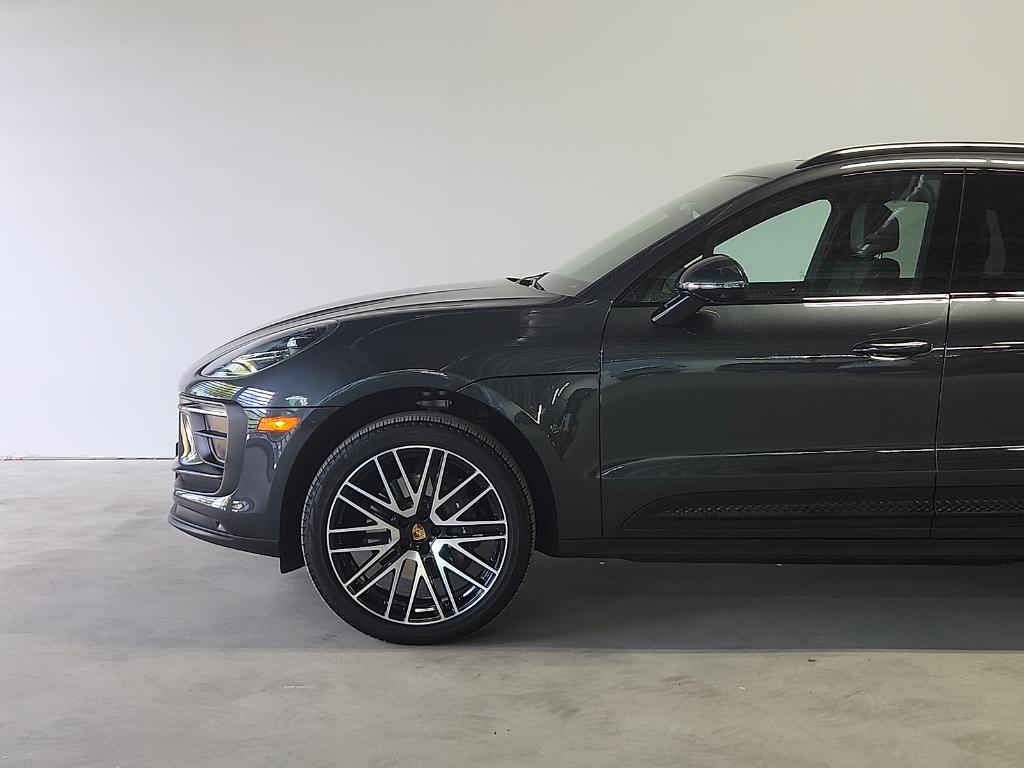 صورة 6 لـ 2026 Porsche MACAN