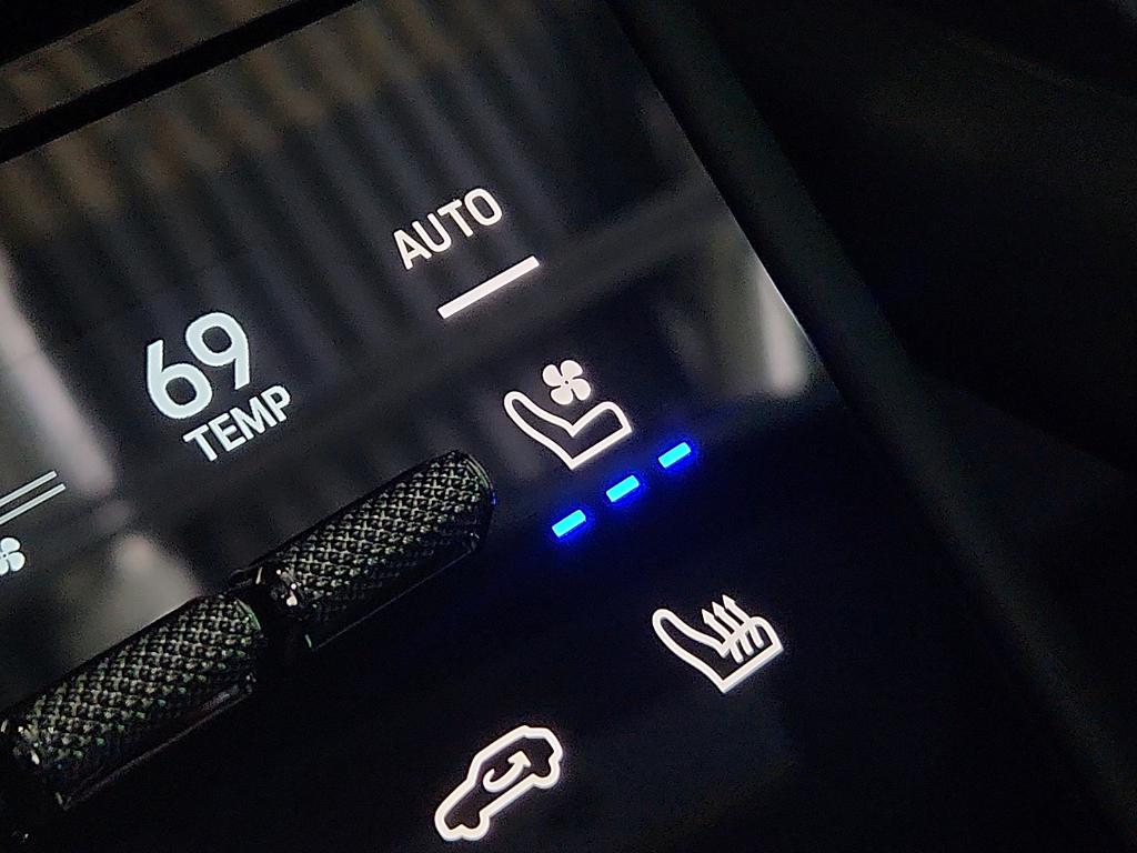 صورة مصغرة 23 لـ 2026 Porsche CAYENNE AWD