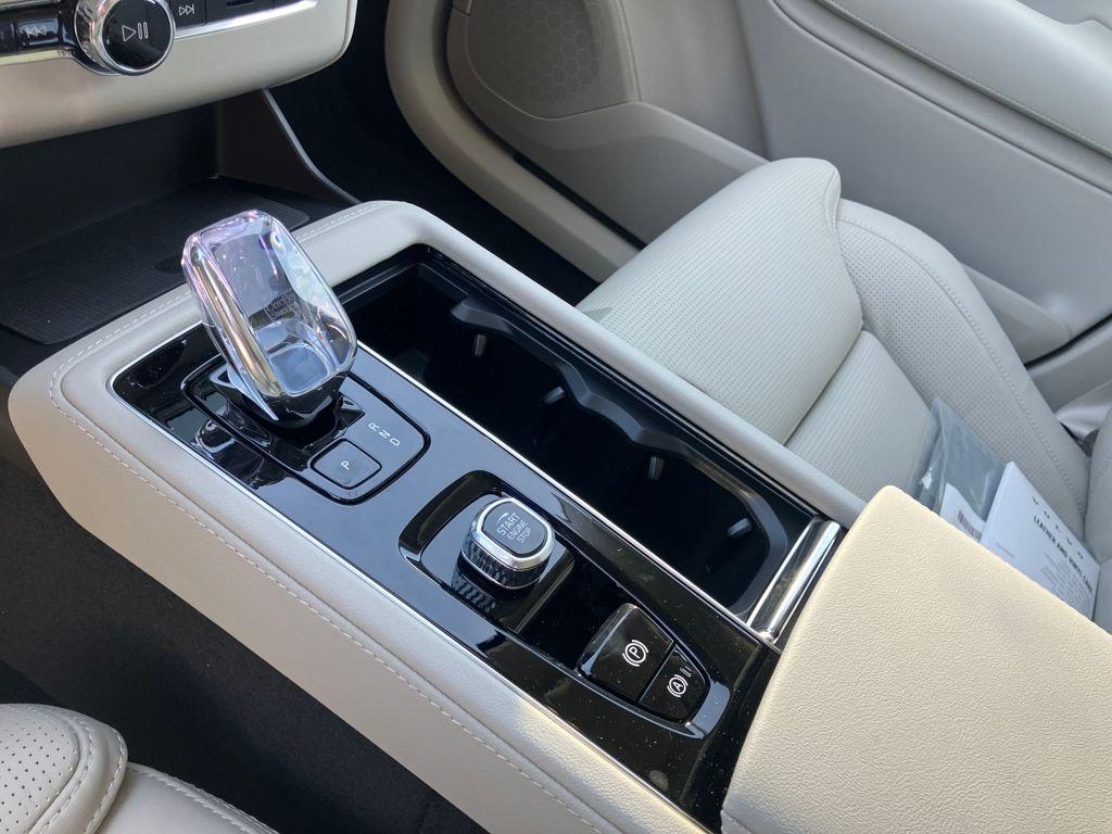 صورة مصغرة 25 لـ 2026 Volvo XC90 B6 ULTRA 7-SEATER