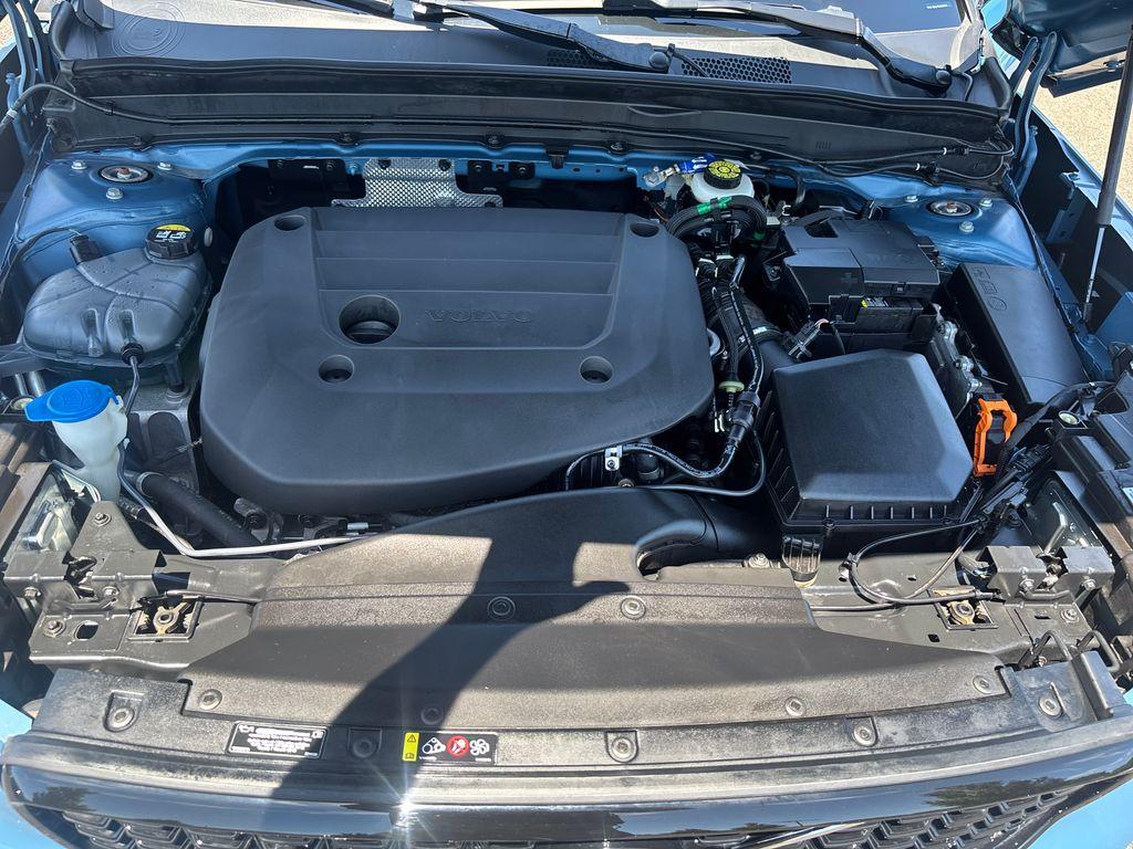 صورة مصغرة 24 لـ 2024 Volvo XC40 B5 PLUS DARK THEME