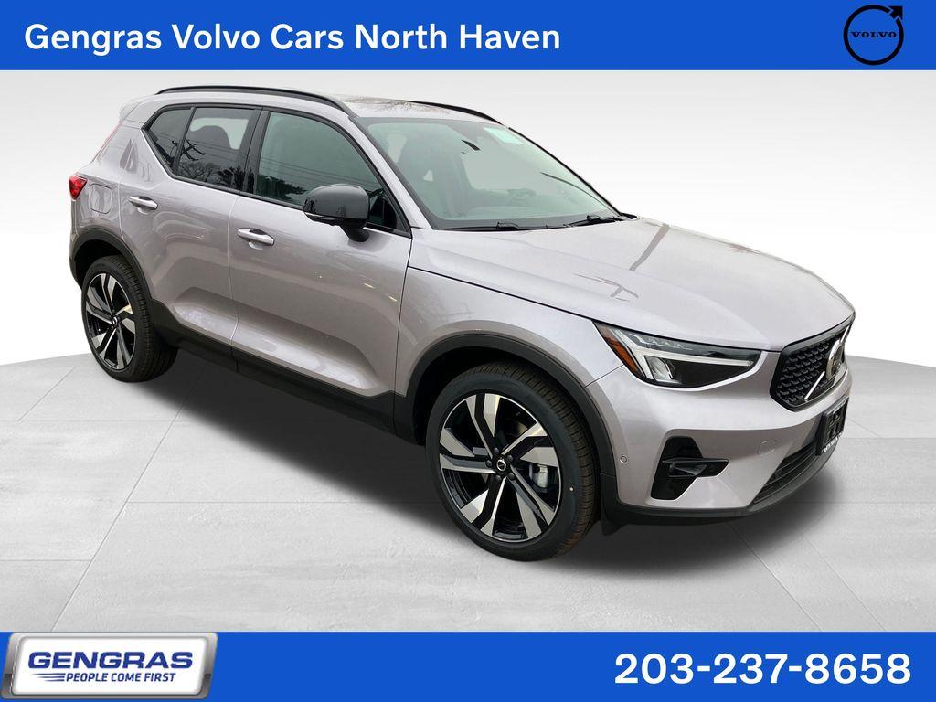 New 2026 Volvo XC40 B5 Plus